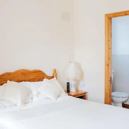 Glenhill Couette-café 3*